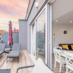 Modern Penthouse With Private Terrace